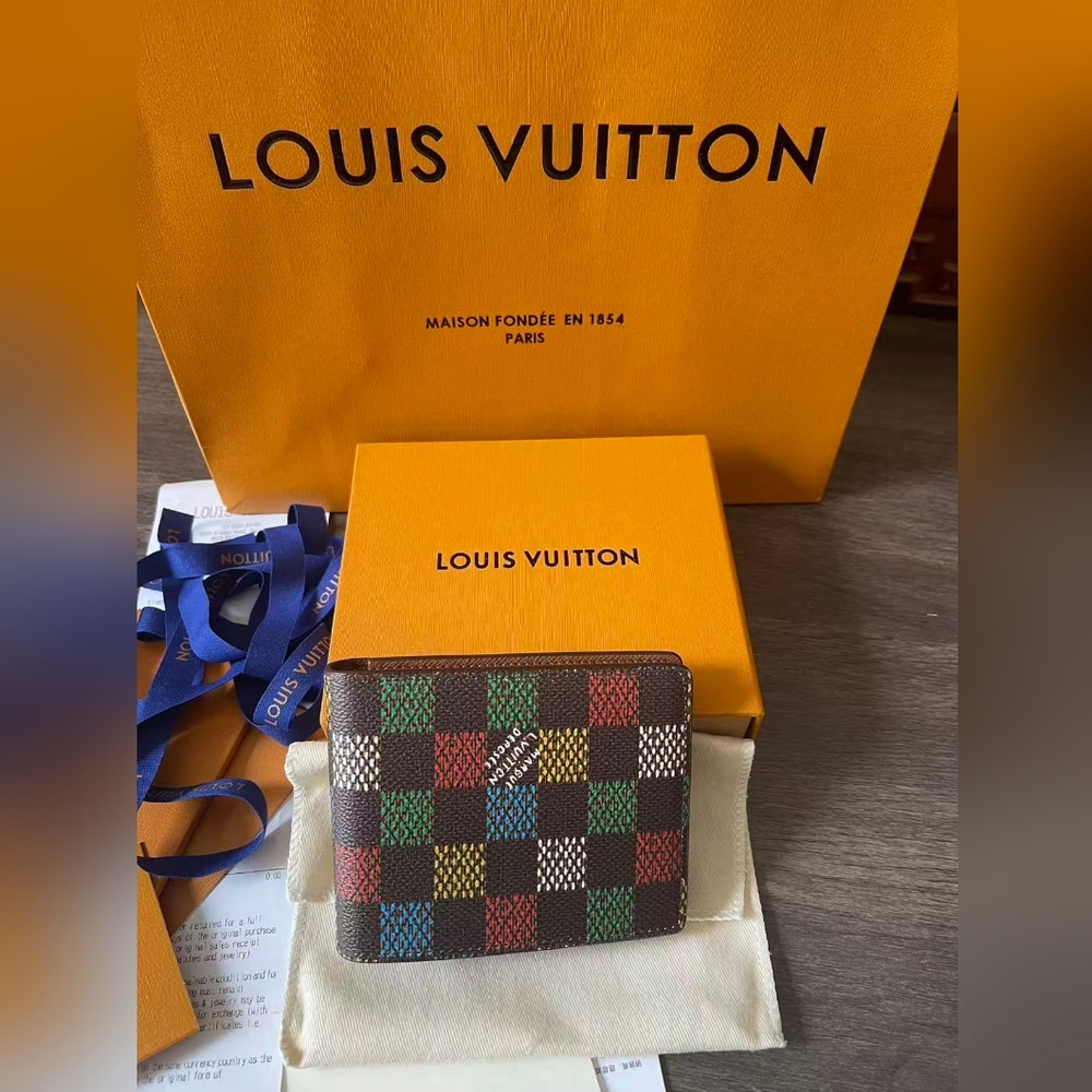 Louis Vuitton Slender Wallet